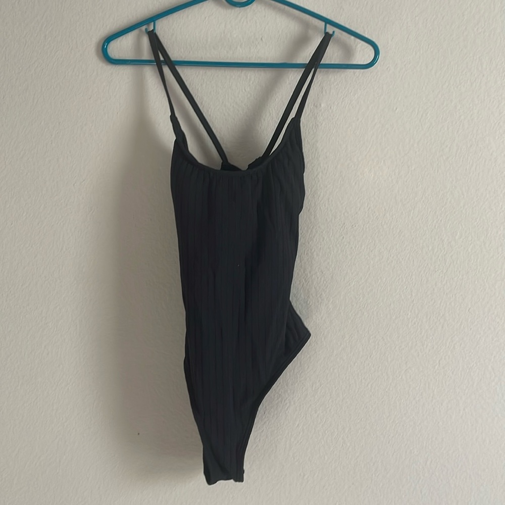 VENUS Black One Piece